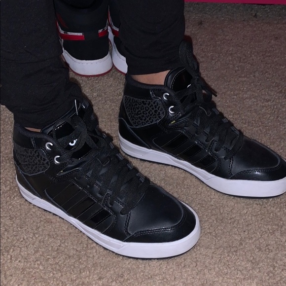 Adidas - Picture 5 of 5